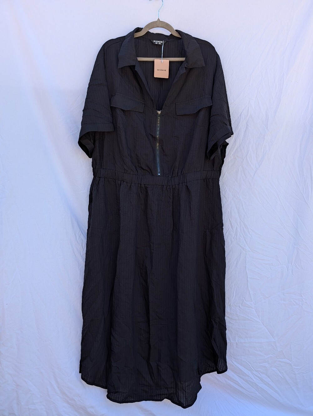 BloomChic Zipper Front Collar Plain Midi Dress